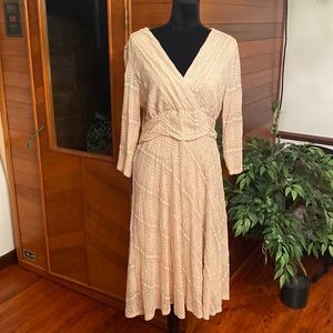 Lined lace dress nude/tan, sheer lace sleeves, worn once, Ronni Nicole, a-line